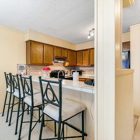 Pinnacle Beech Mountain Room photo